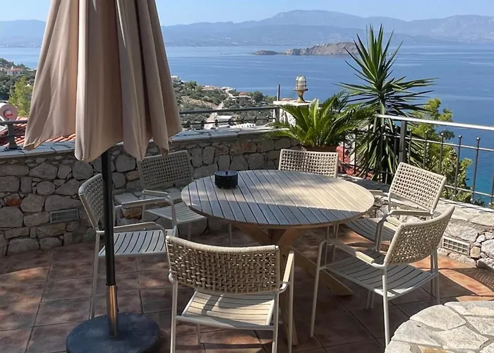 Pines & Sea Casa de Férias Sofiko